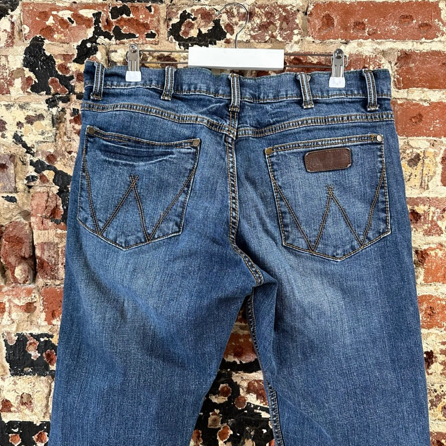 Wrangler Jeans Mens 36x32 Blue Retro Slim Straight Denim Western Cowboy