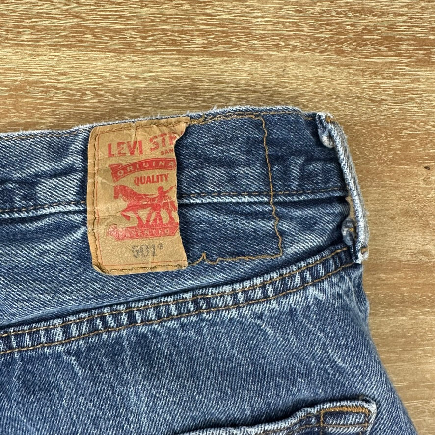 Levi's Cut Off Denim Blue Jean Shorts Womens 32 Distressed - 30x4.5"