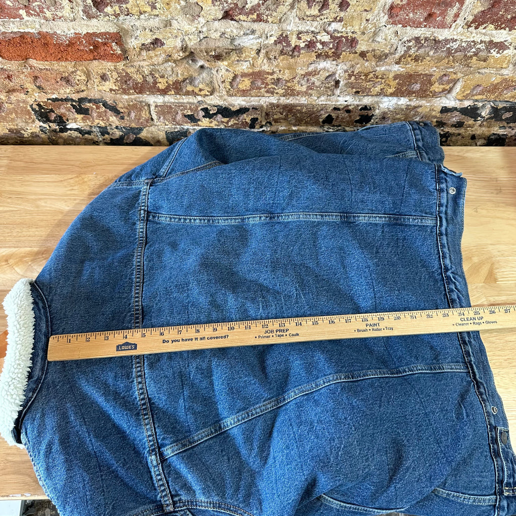 Levi's Jean Jacket Sherpa Lined Trucker Style Blue Denim Mens size XL Classic