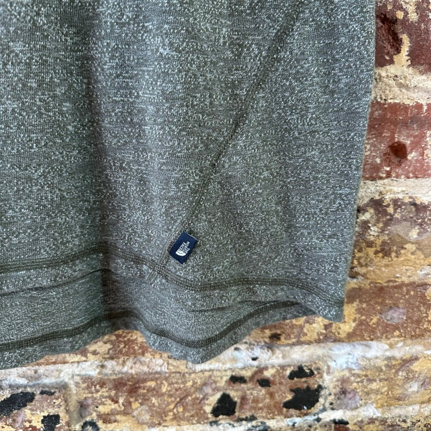 The North Face Womens Large green Shirt