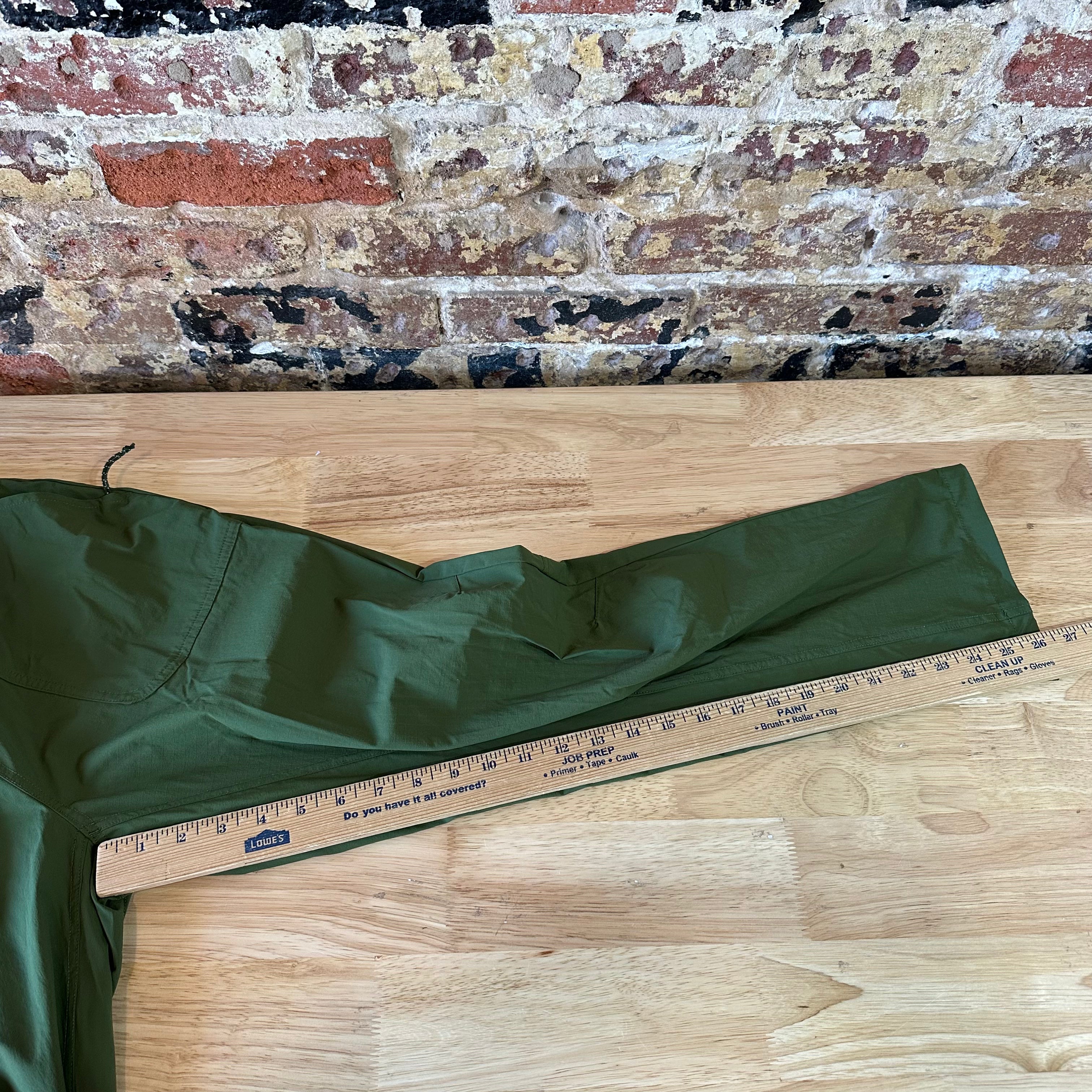 Bearded Goat Women's Small Summit Water Resistant Outdoor Hiking Pant Green