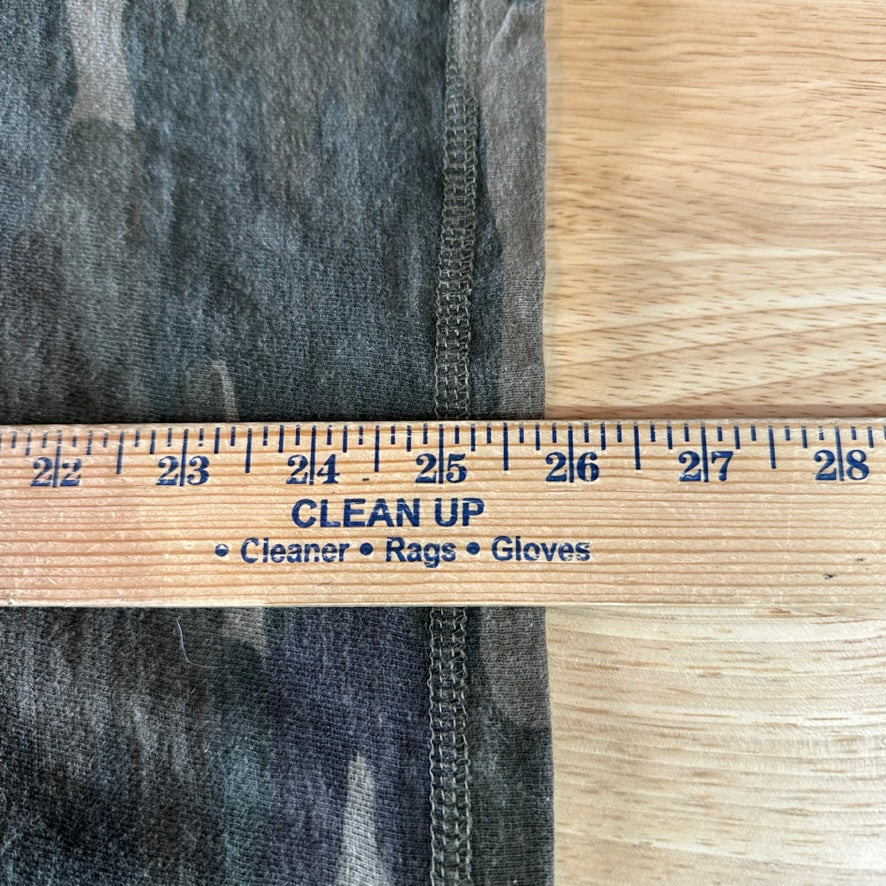 American Eagle Outfitters Camo Mens T-shirt Small Short Sleeve