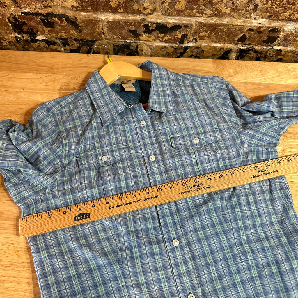 Duluth Trading Womens Medium Button Up Shirt Blue Plaid Long sleeve vented
