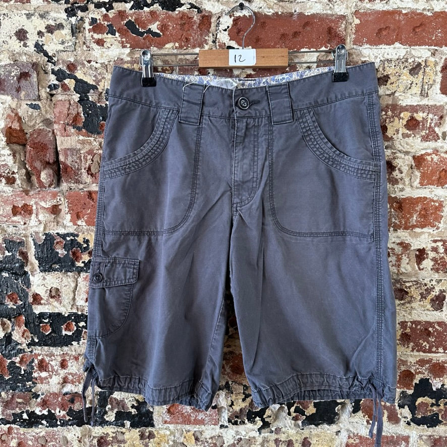 Carhartt Cargo Outdoor Canvas Shorts Womens Size 12 Gray 34x11"