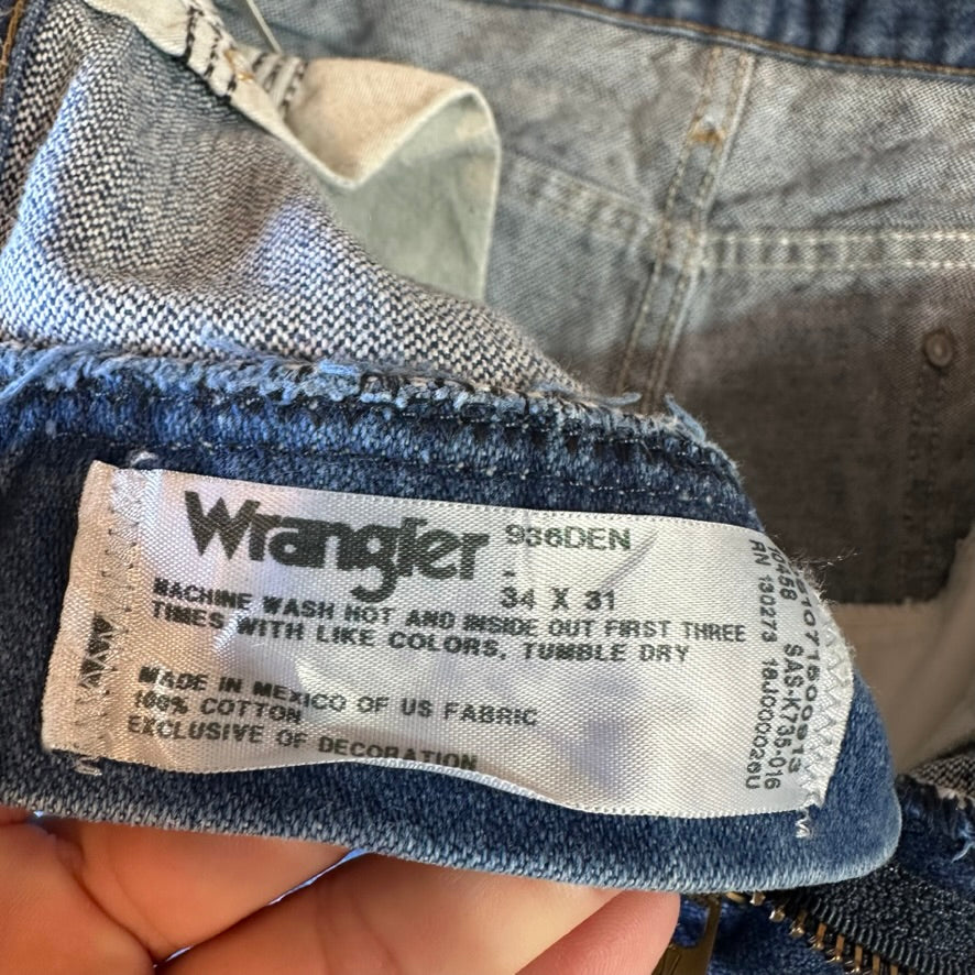 Wrangler Mens 34x31 Blue Jeans