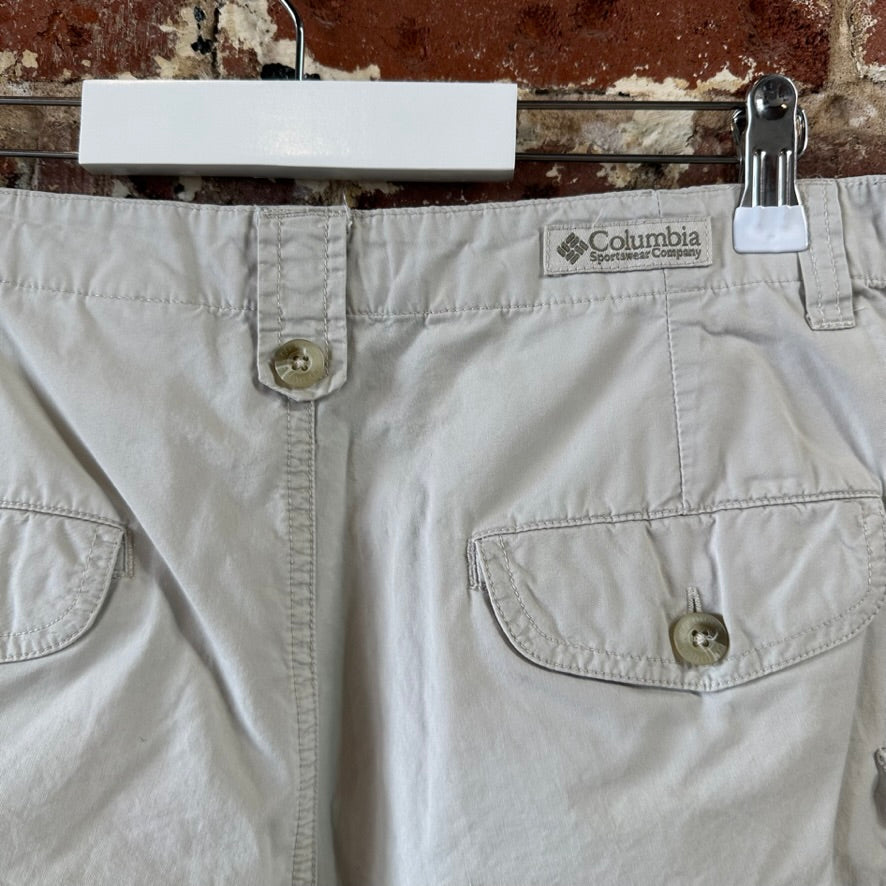 Columbia Womens 12 Tan Shorts