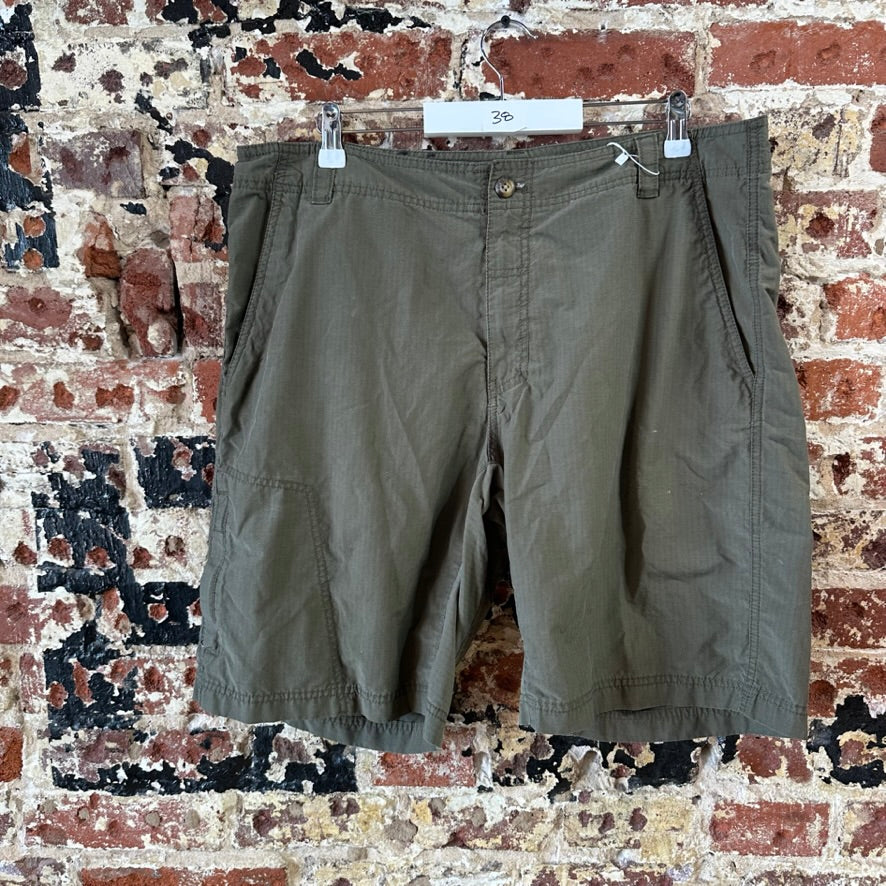 Columbia Shorts Mens 38