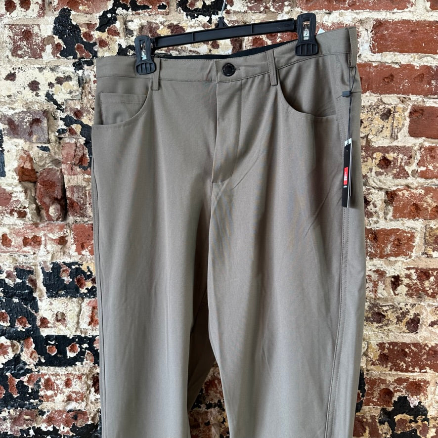 Quicksilver Mens 34x30 Tech Pants NEW