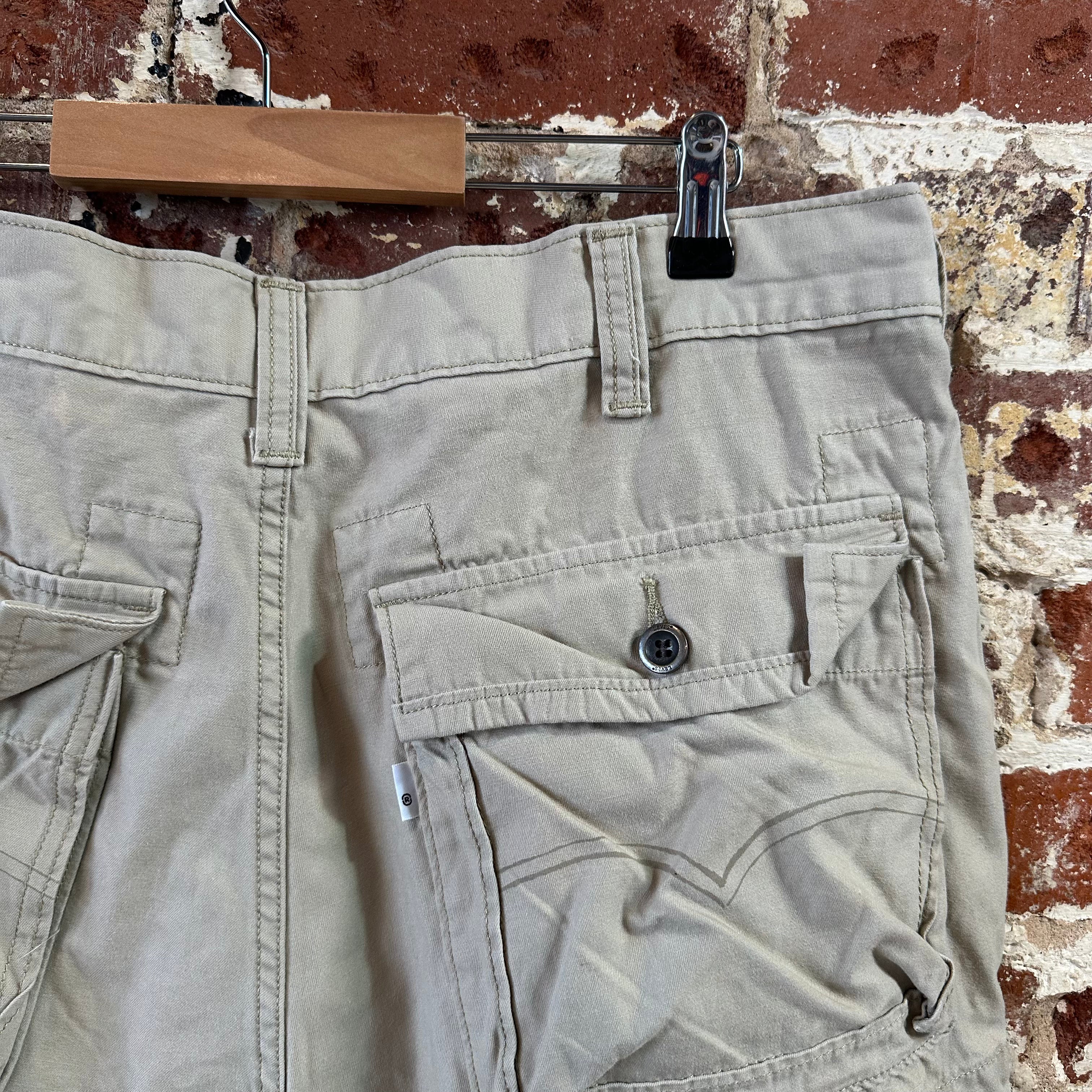 Levi's Cargo Shorts Mens 36