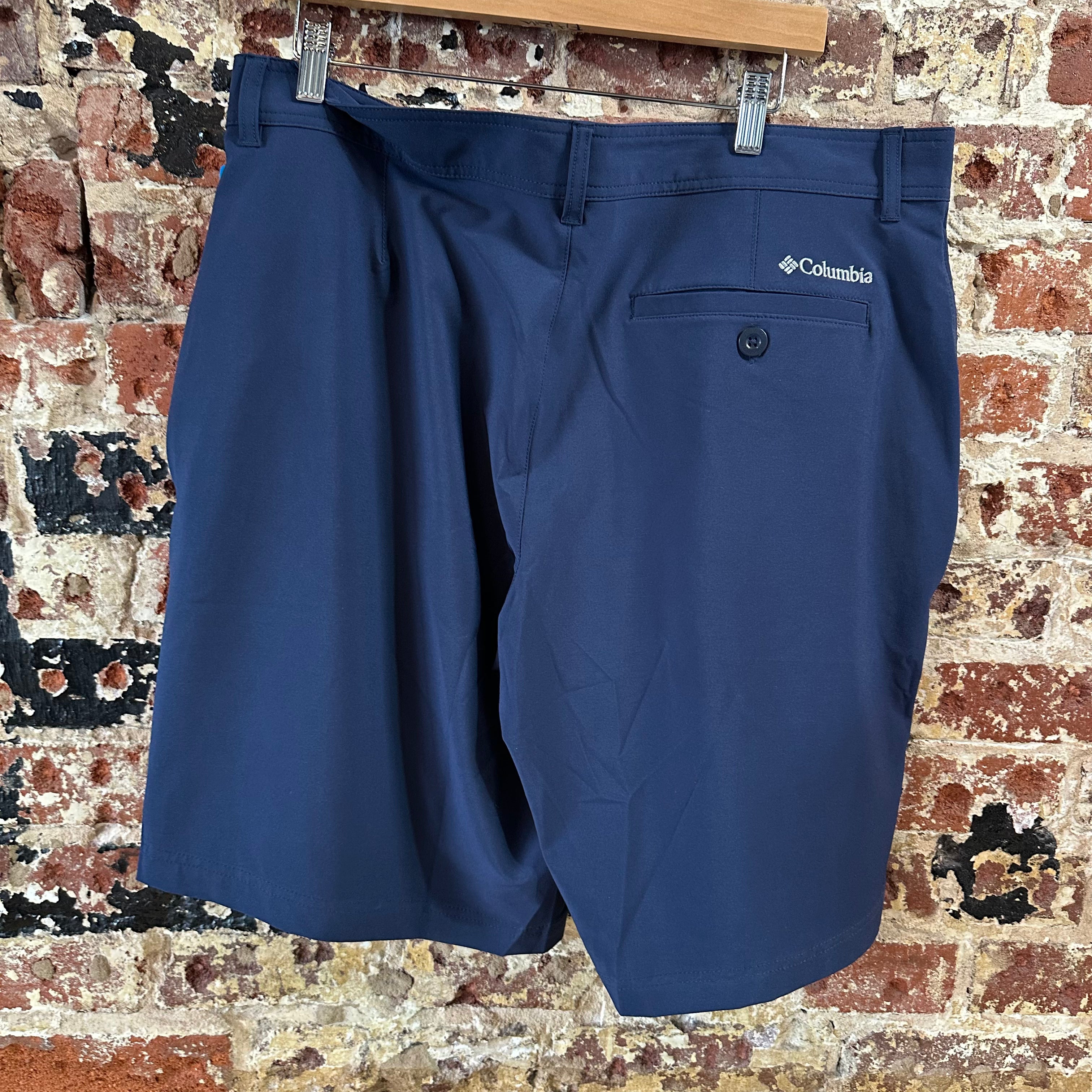 Columbia Mens 36 Blue Shorts NEW