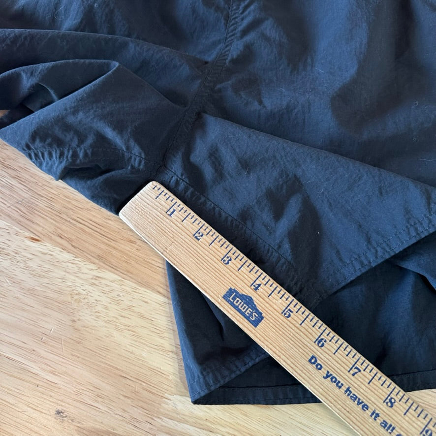 North Face Mens Medium Shorts
