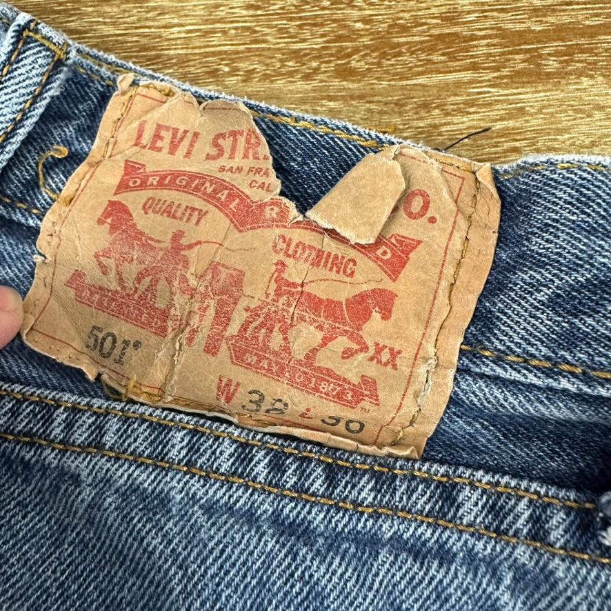 Levis 501 Jeans Mens 38x30 Straight Leg Button Fly Blue Denim