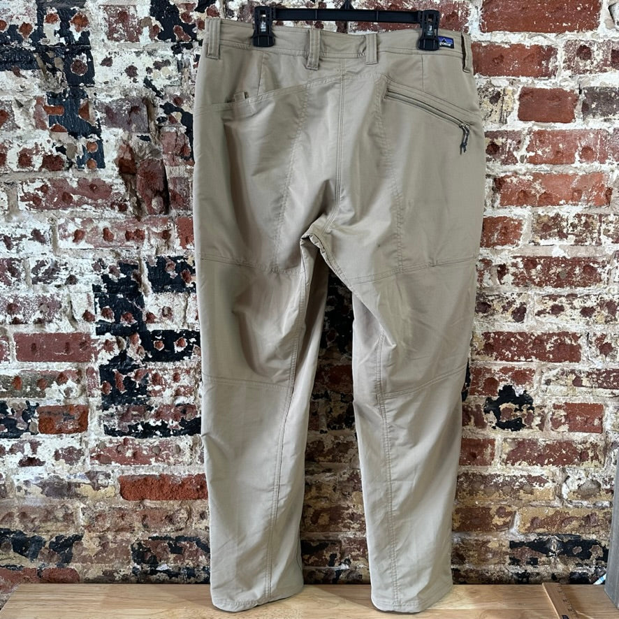 Patagonia Mens 34 Tan Pants