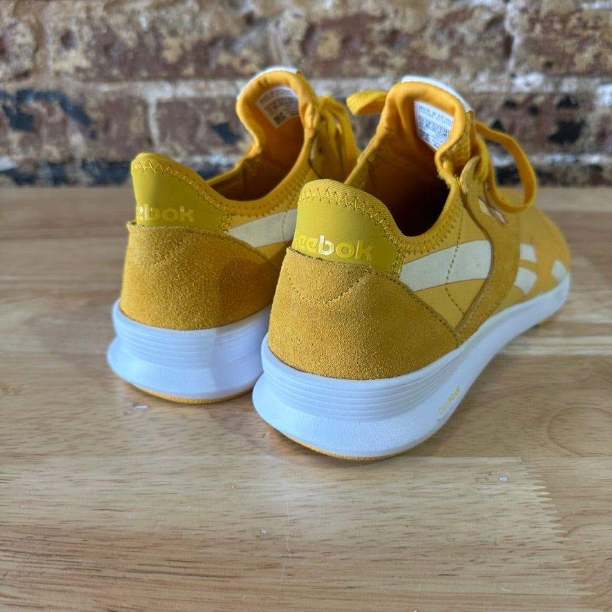 Reebok Womens 11 Mustard Yellow Shoes