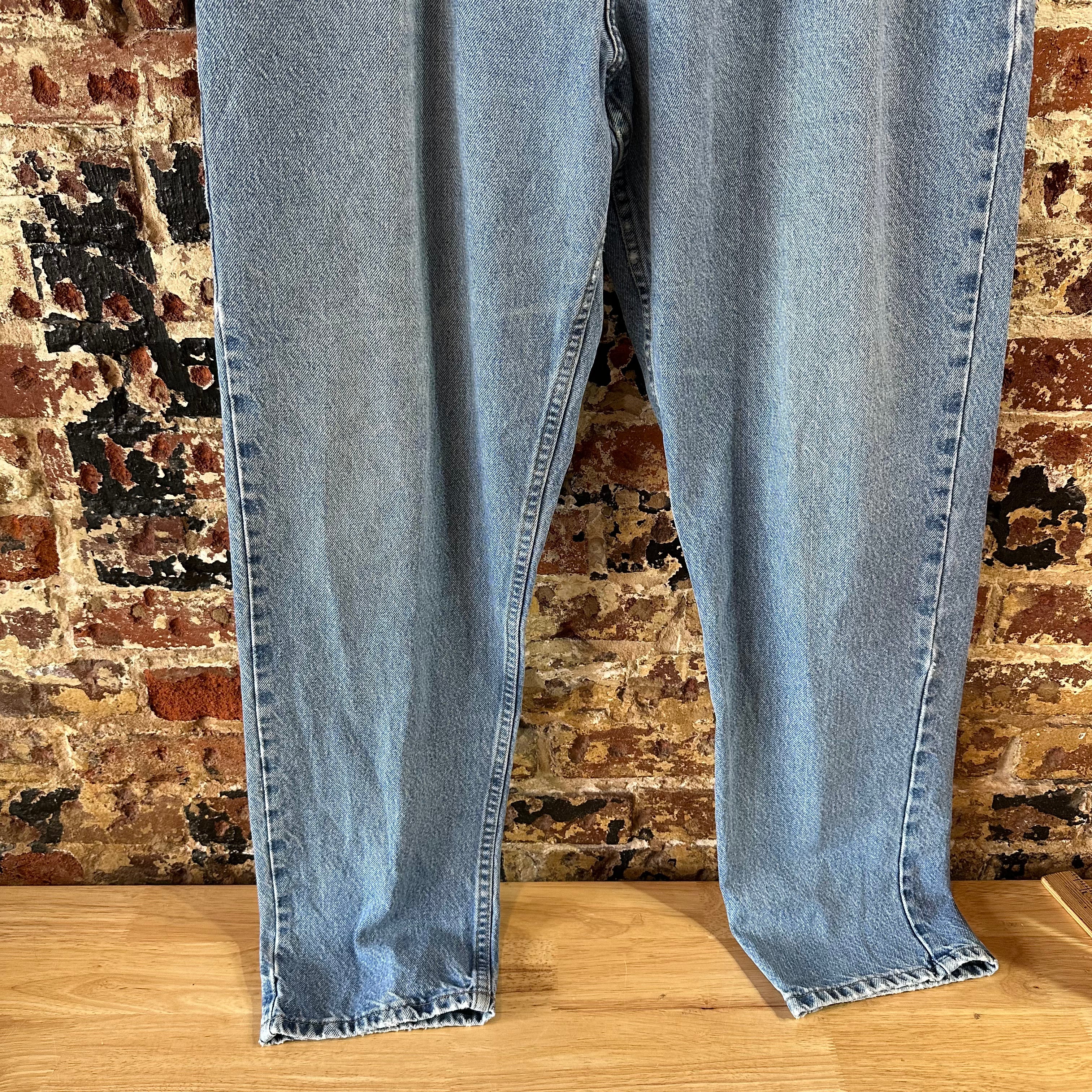 Carhartt Mens 36x33 Jeans
