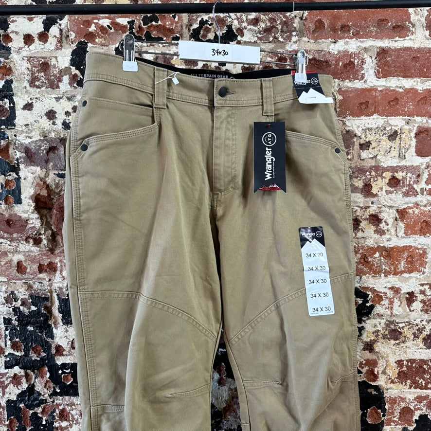 Wrangler ATG Mens 34x30 Brown Pants NEW