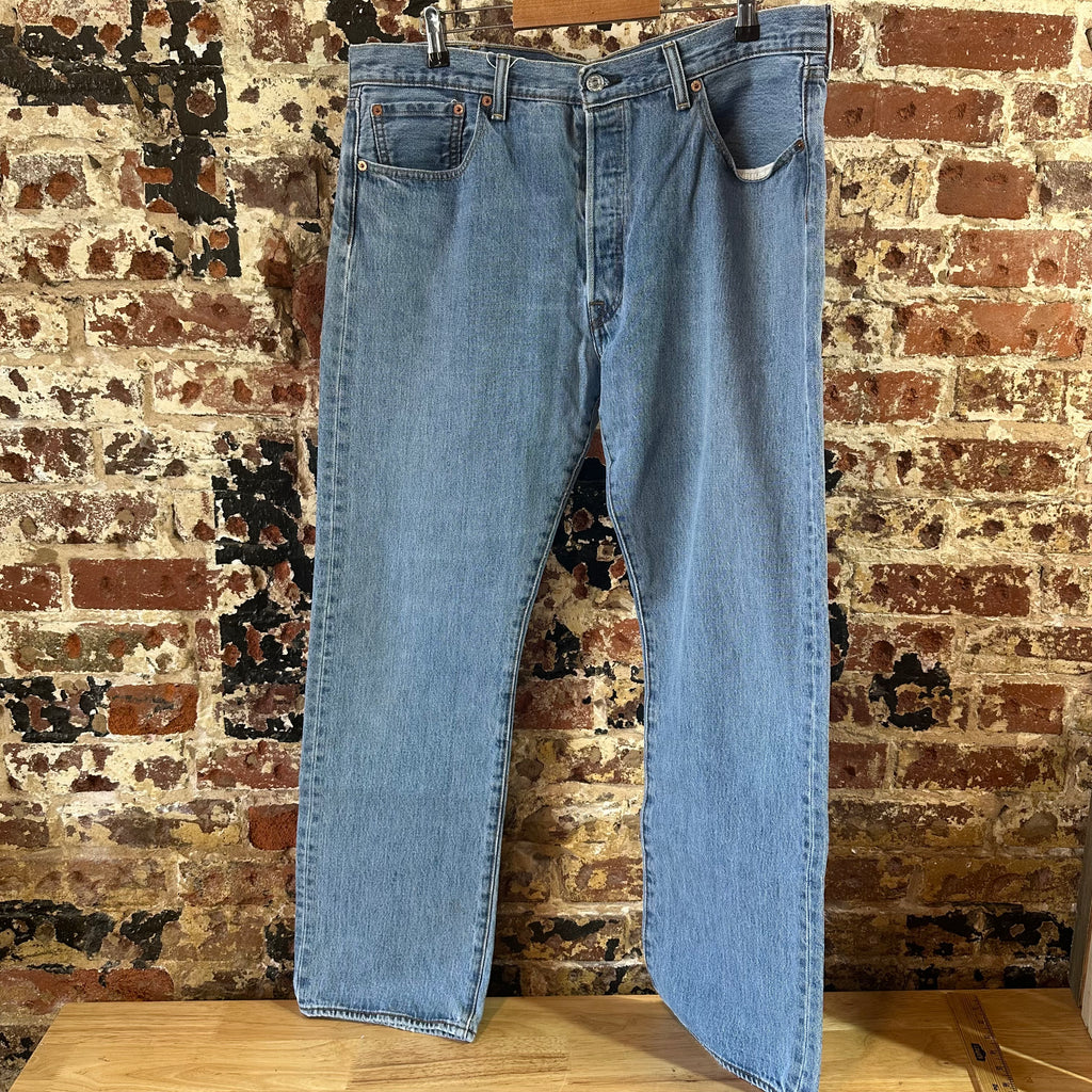 Levi's 501 Mens 38x32 Blue Jeans