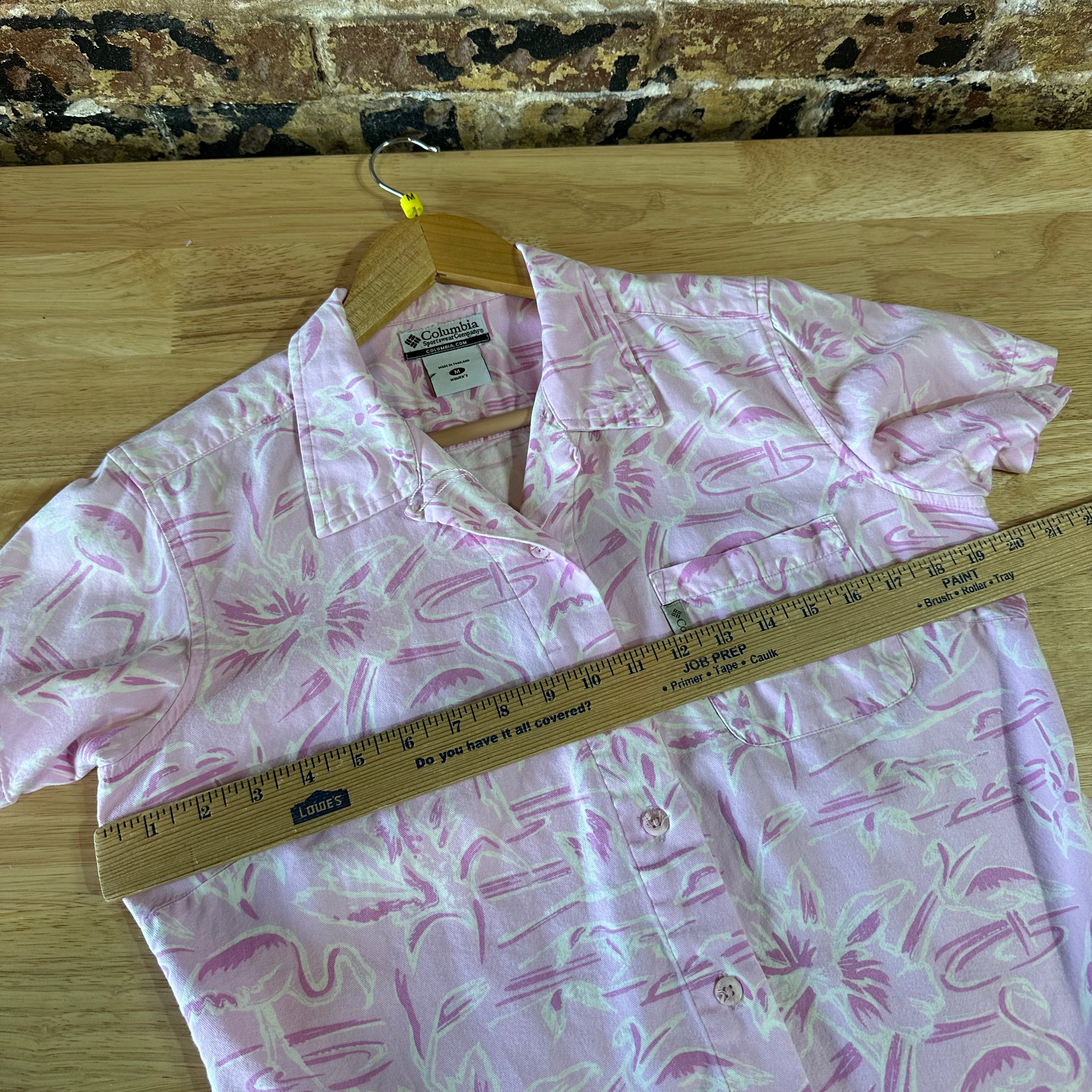 Columbia Womens Medium Button Up Shirt