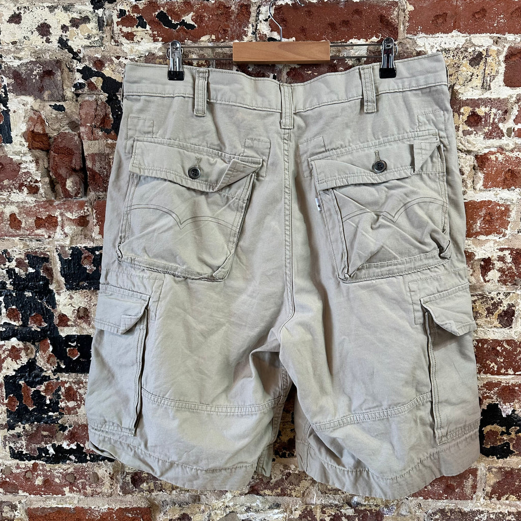 Levi's Cargo Shorts Mens 36