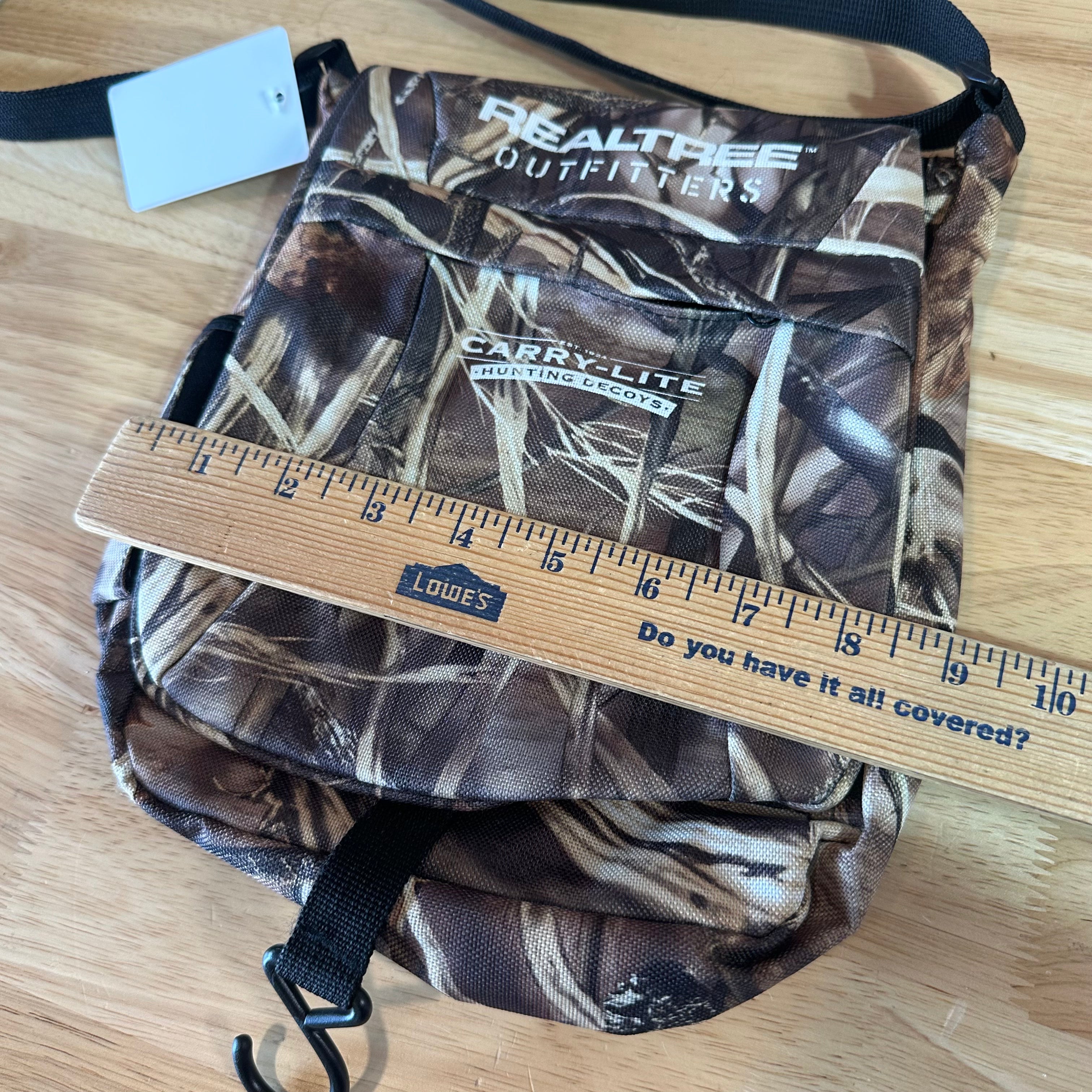 Realtree Camo Carry Lite Bag