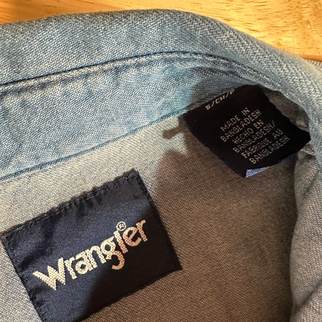 Wrangler Men's Small Blue Western Jean Shirt