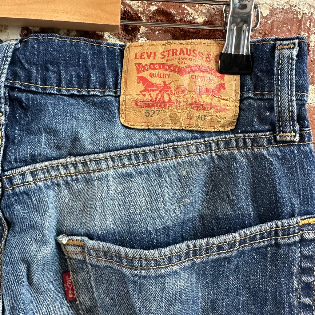 Levis 527 Mens 30x32 Blue Jeans