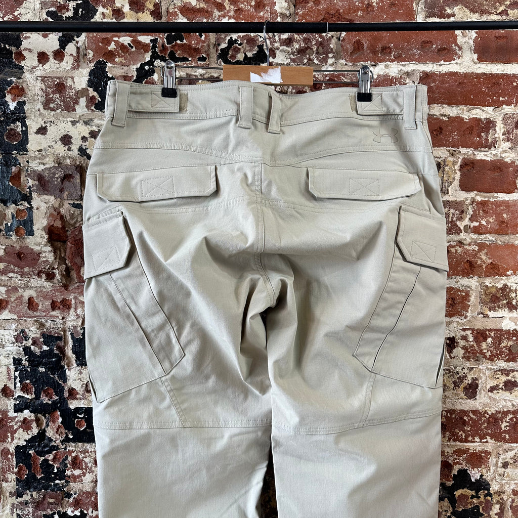 Under Armour Mens Pants Size 40x30