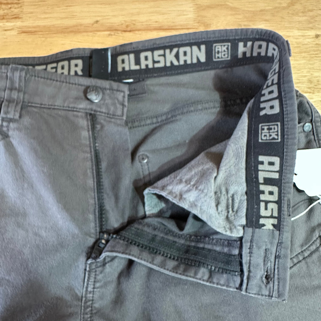 Duluth Trading Womens 8 Gray Pants