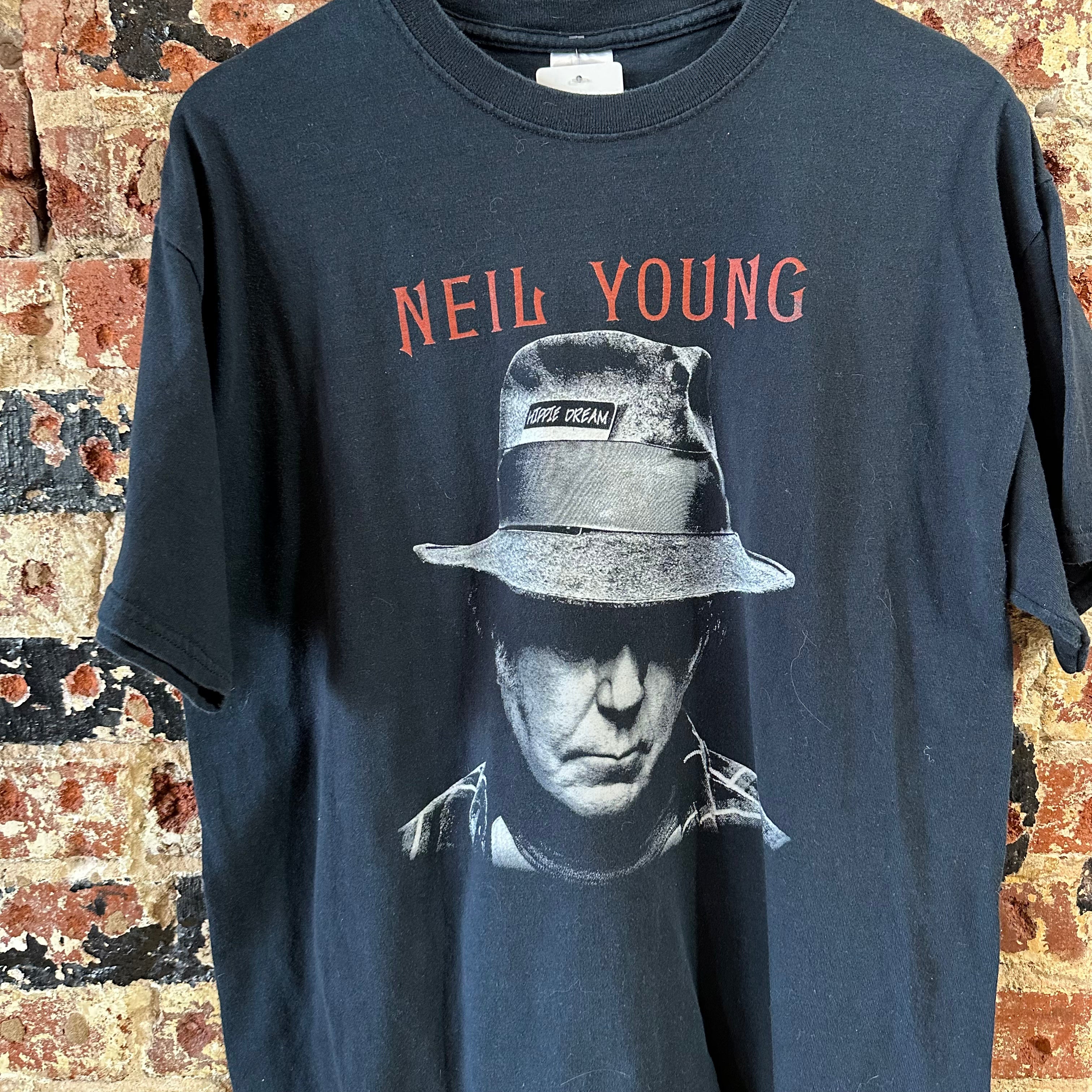 Neil Young T Shirt Size Large