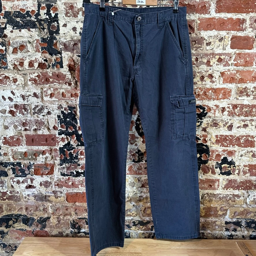 Wrangler Mens 33x32 black Pants
