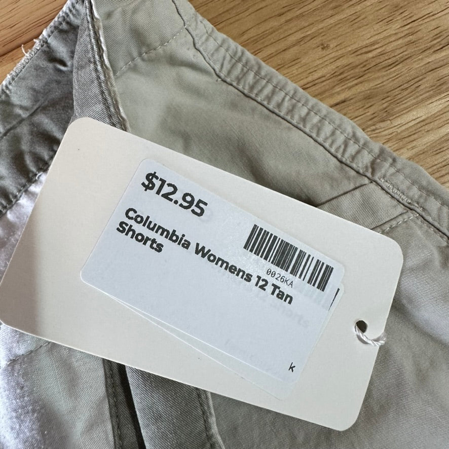 Columbia Womens 12 Tan Shorts