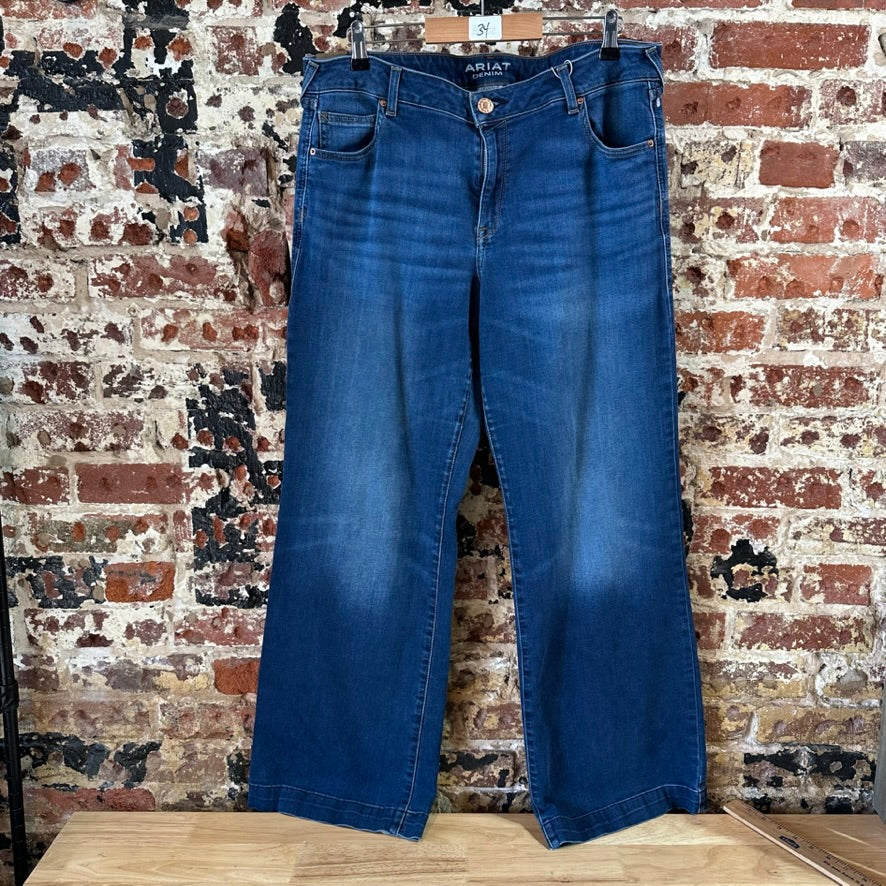 Ariat Womens 34 Trouser Jeans