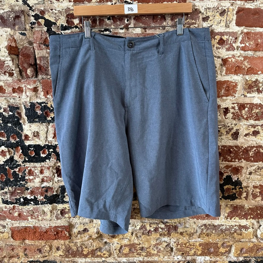 Volcom Shorts Mens 38