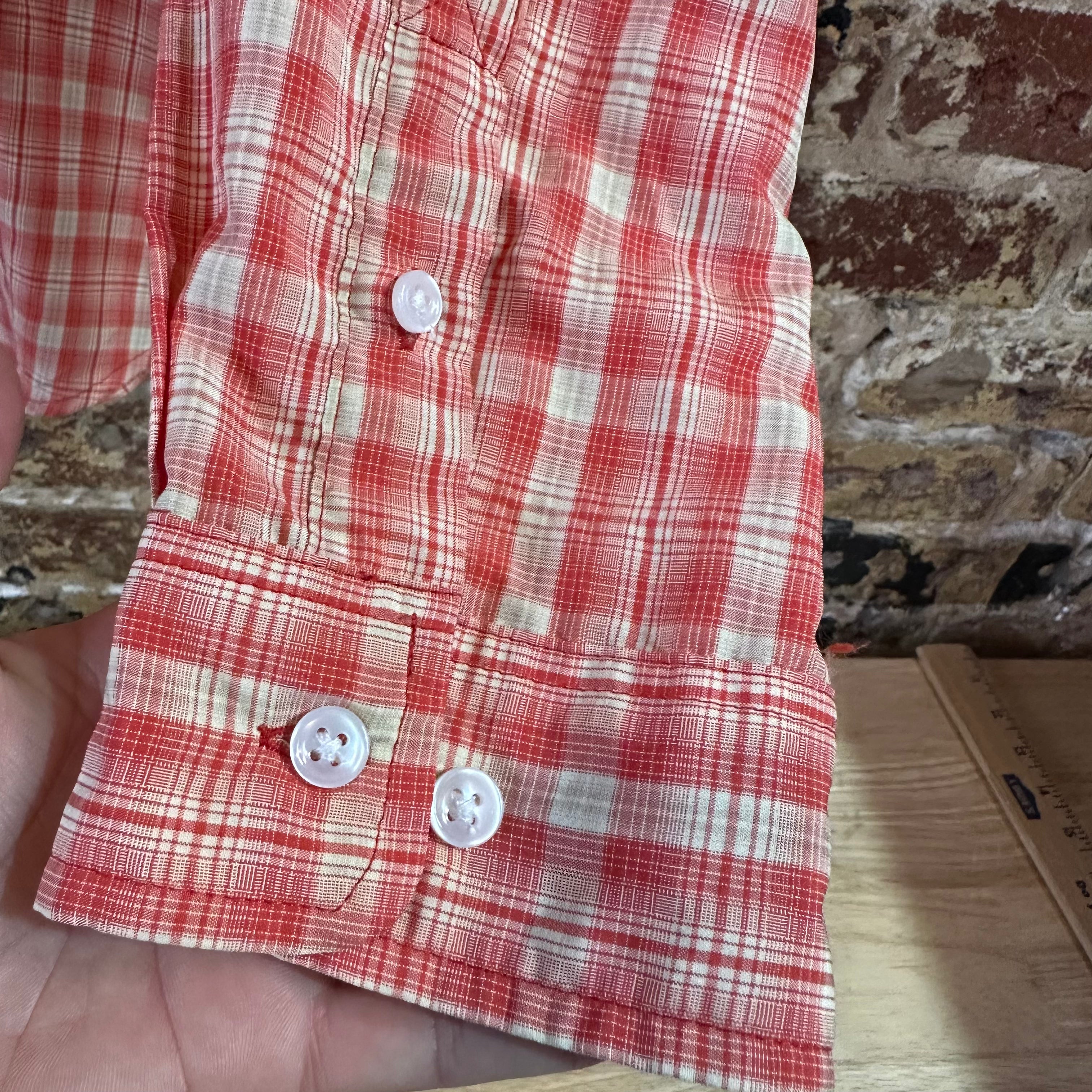 Duluth Trading Womens Medium Button Up Shirt Orange Plaid Long sleeve vented