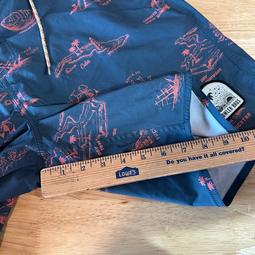 Howler Board Shorts Mens 36
