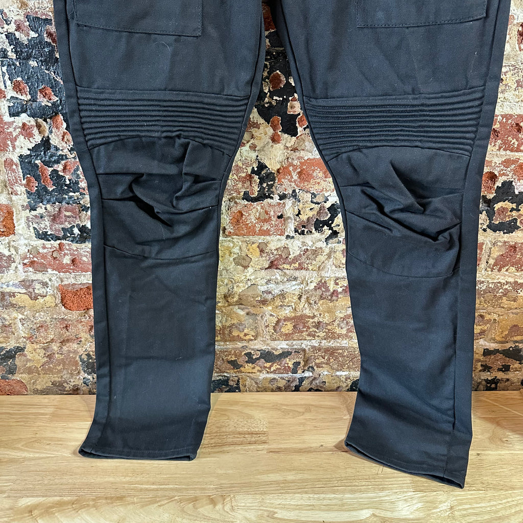 GS-115 Mens 38x34 Black Jeans