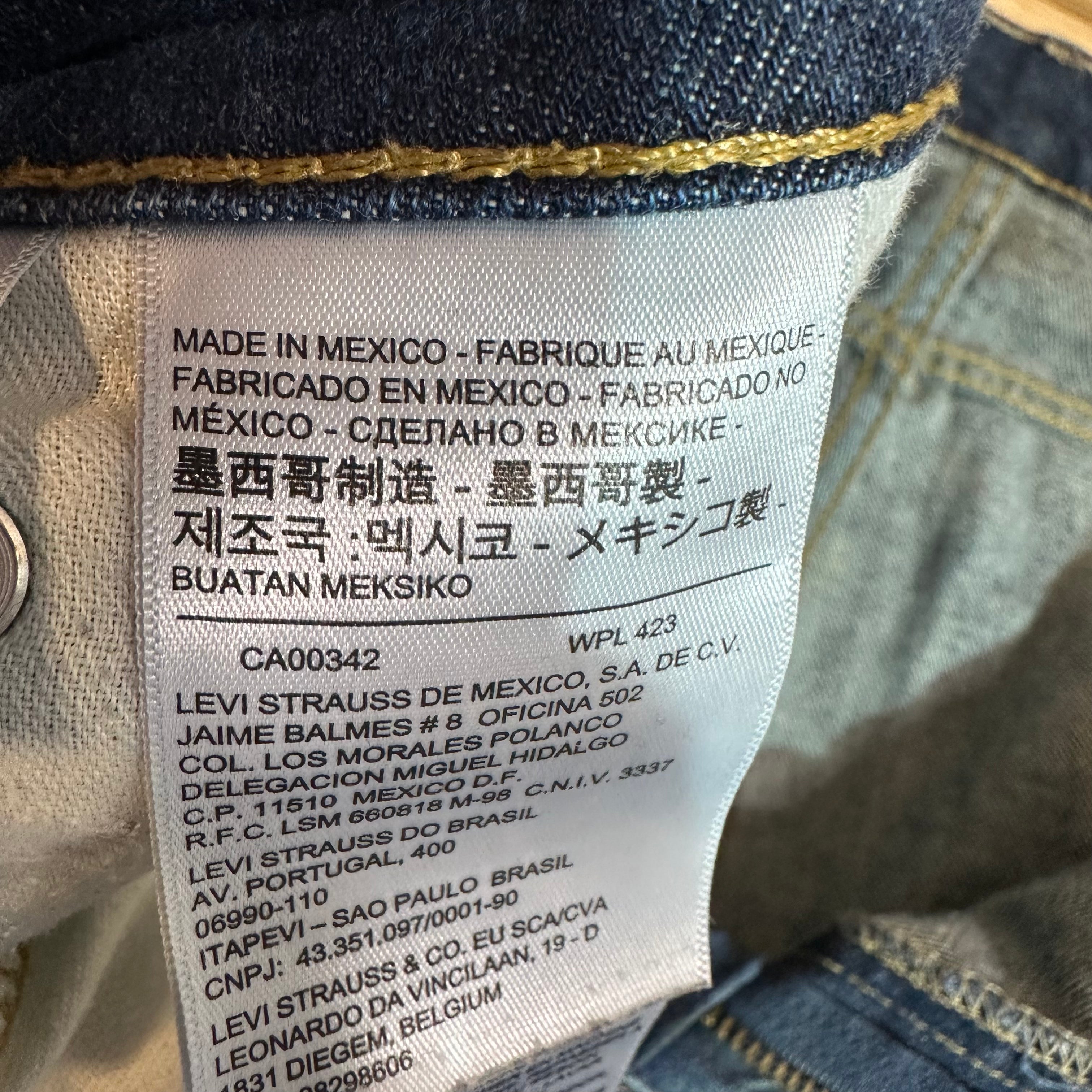 Levi's 513 Mens 38x32 Blue Jeans