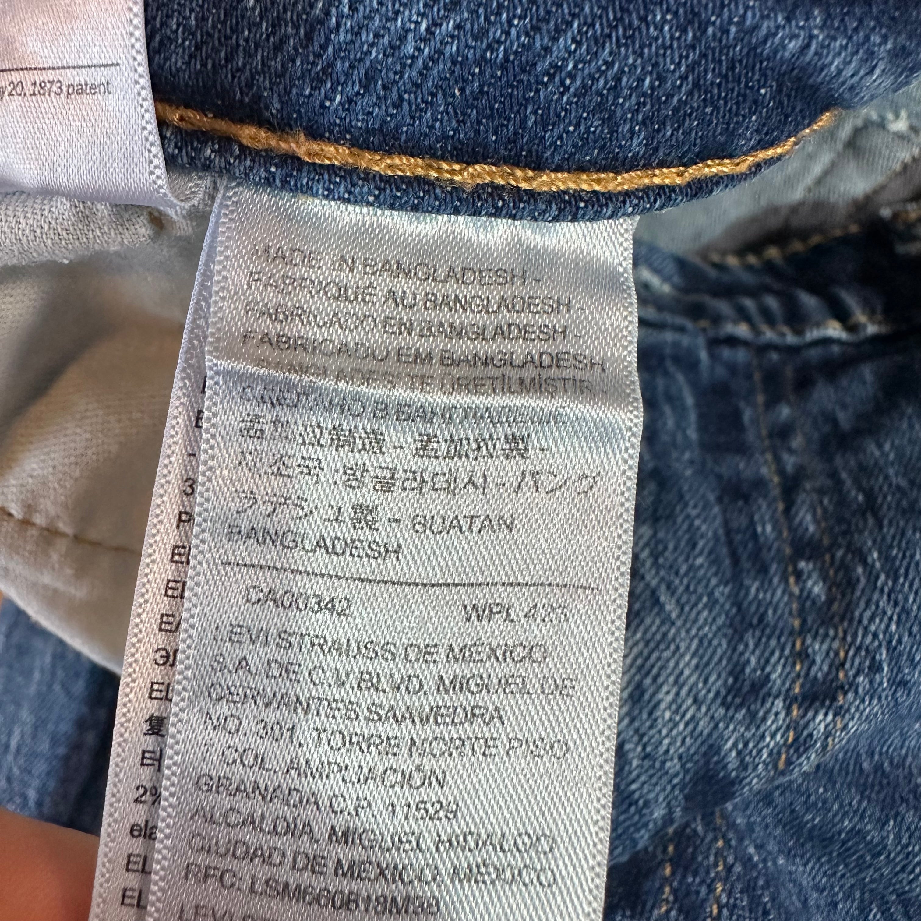 Levis 511 Mens 30x32 Blue Jeans