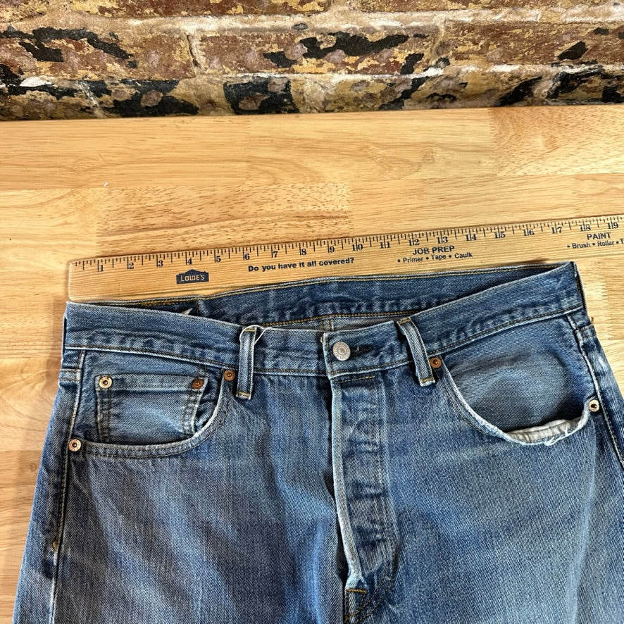 Levi's 501 Mens 34x30 Blue Jeans
