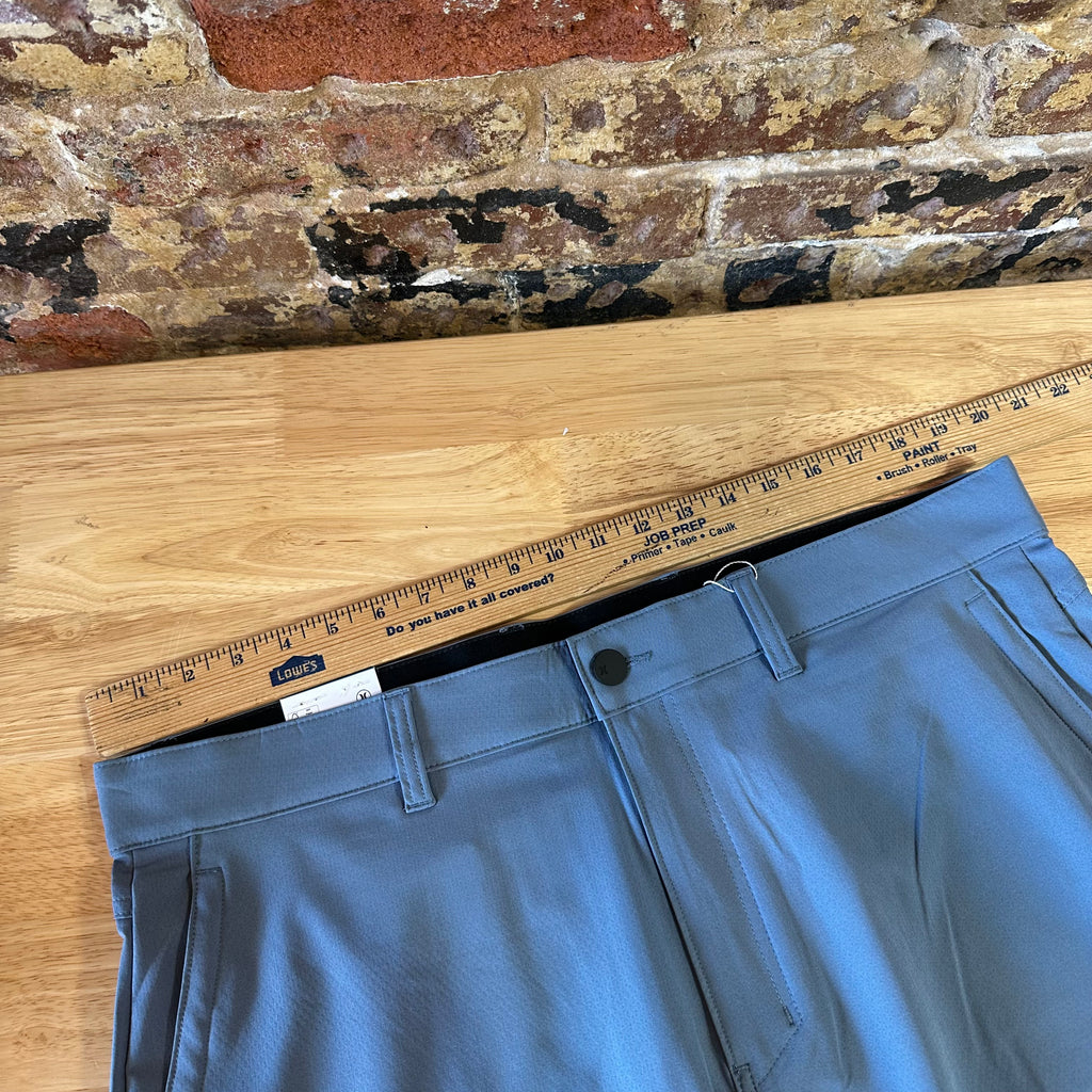 Hurley Shorts Mens 38 NEW