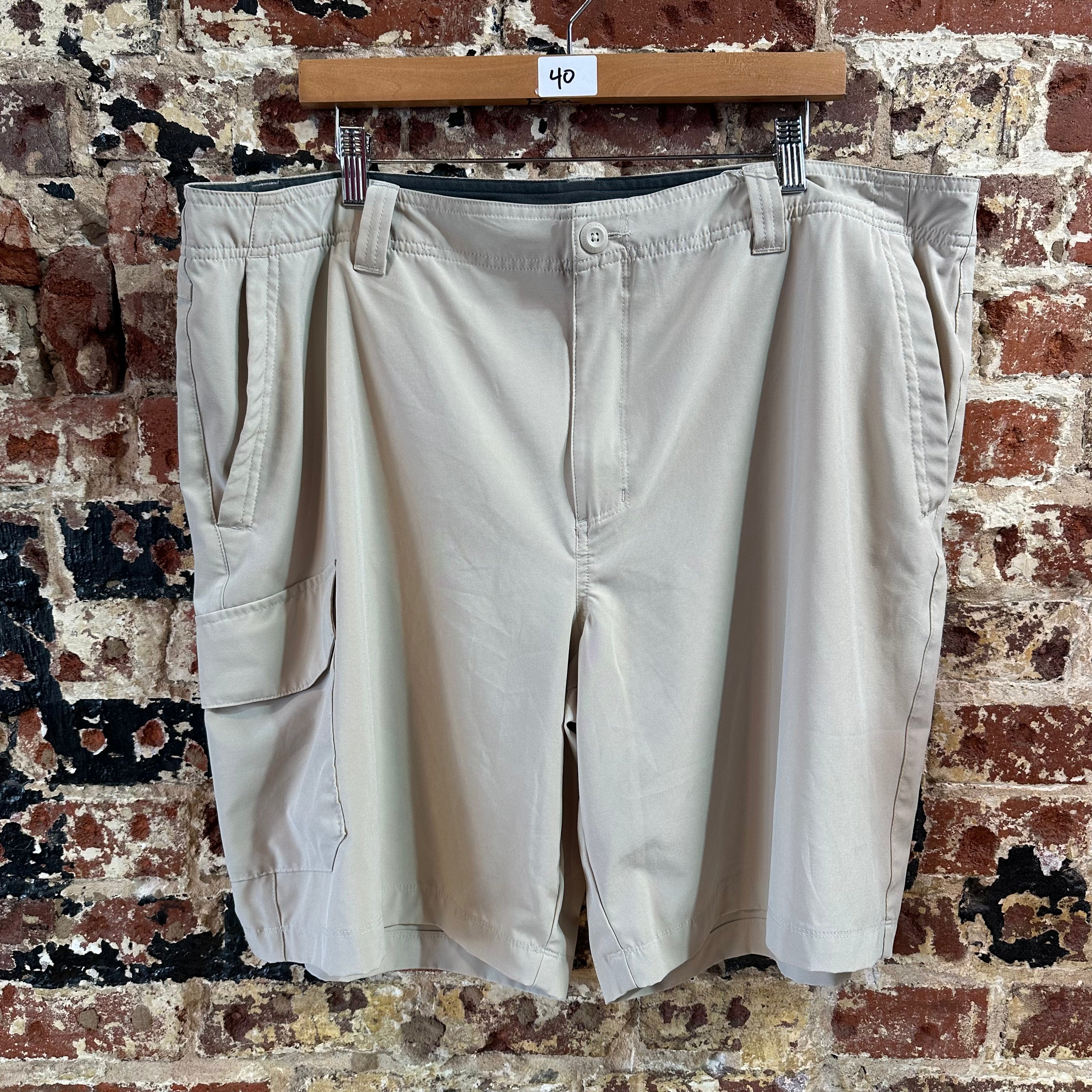 Columbia Shorts Mens 40