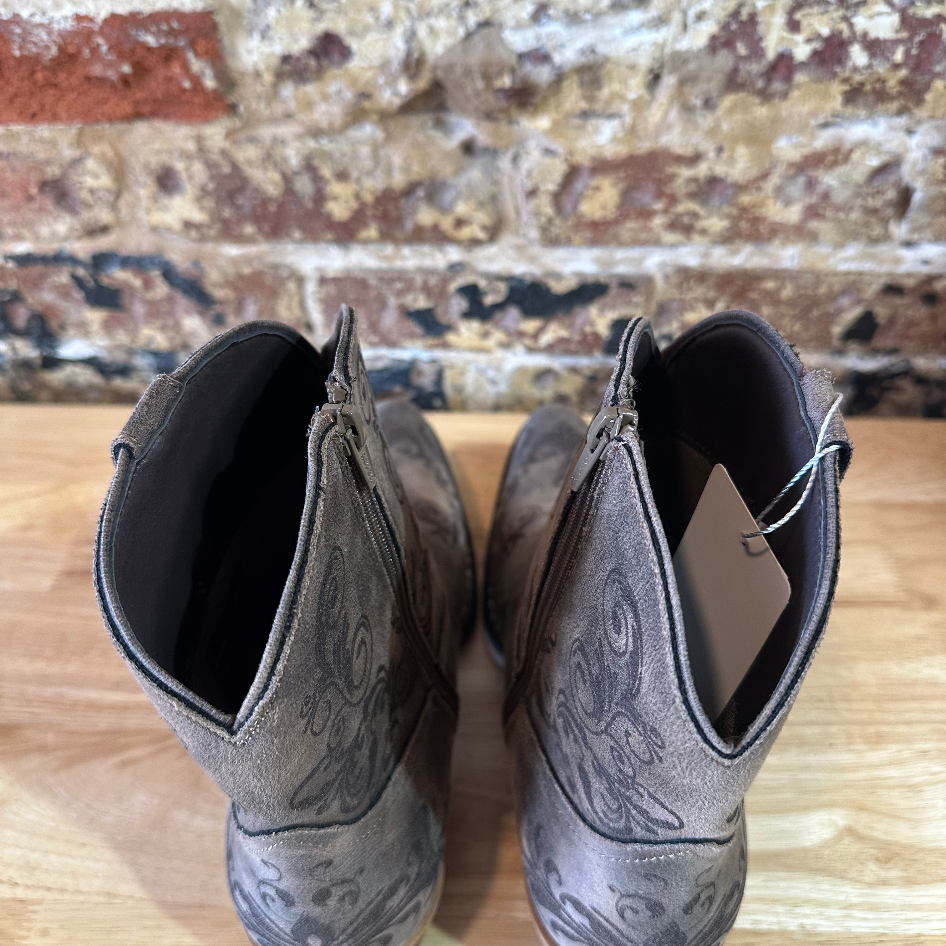 Roper Womens 10.5 Western Boots