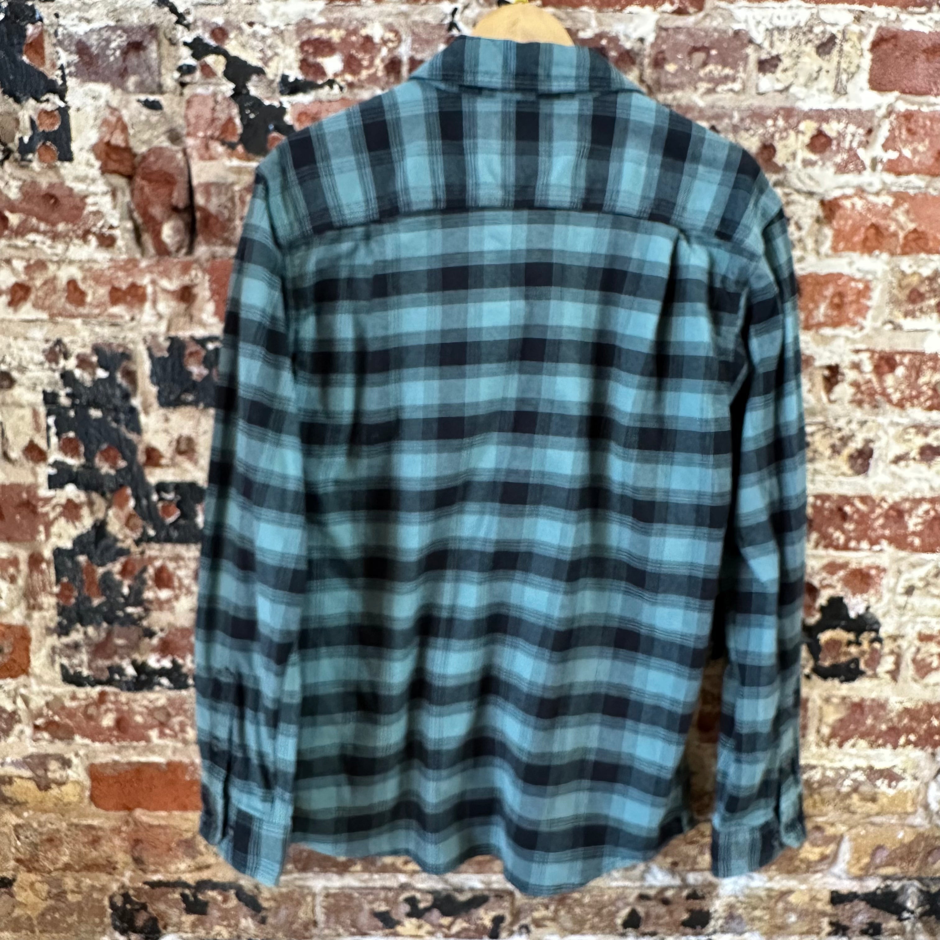 Carhartt Mens Medium Flannel Shirt