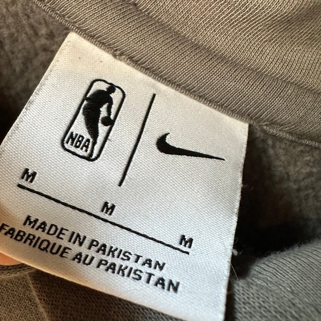 Nike Bulls Mens Medium Hoodie