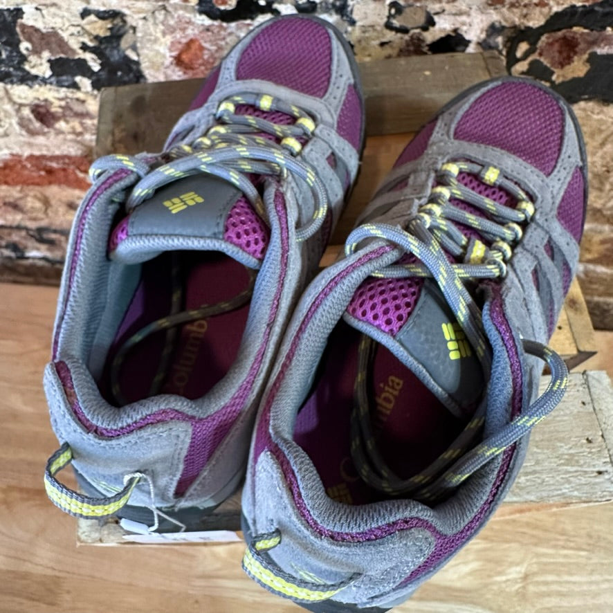 Columbia Hiking Boots youth 4