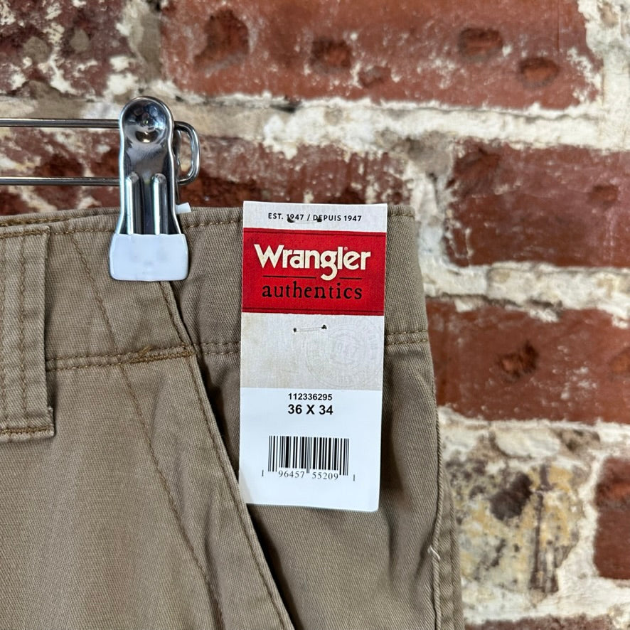 Wrangler Mens 36x34 Cargo Pants NEW