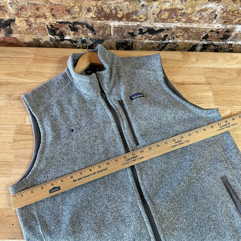 Patagonia Better Sweater Vest Gray Men's Size 2XL - company logo