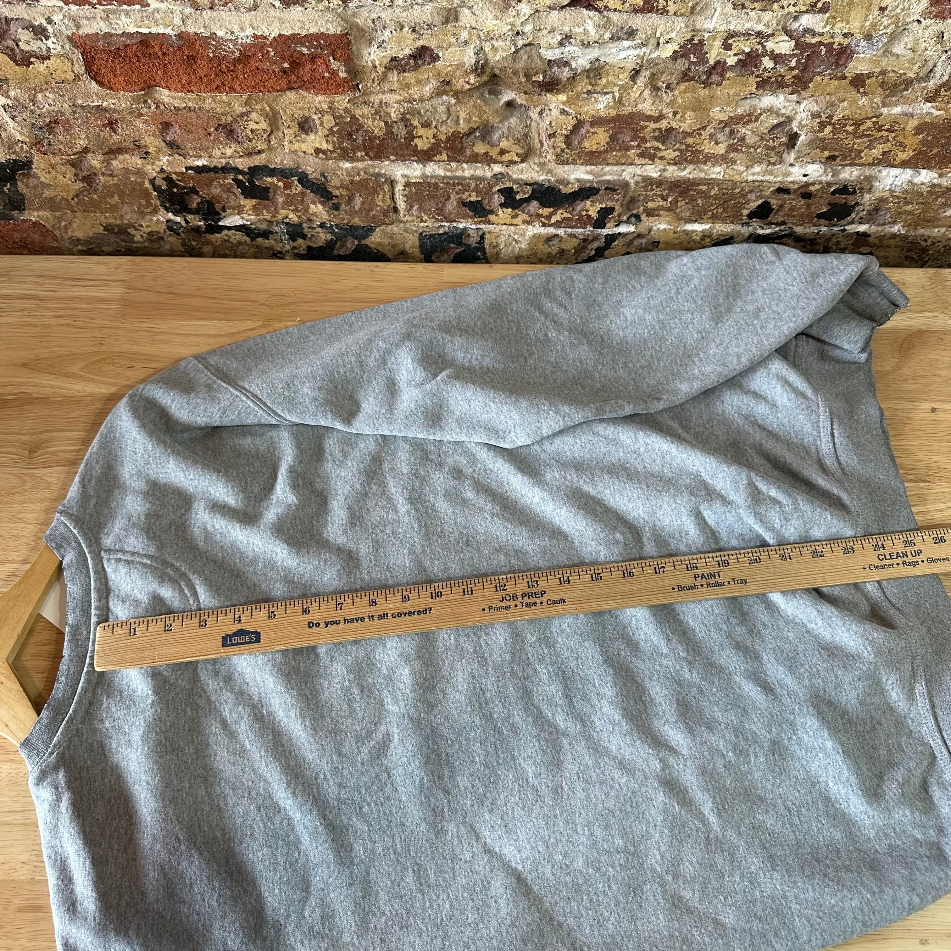 Carhartt Sweatshirt Mens Gray Crewneck Size Medium Original Fit