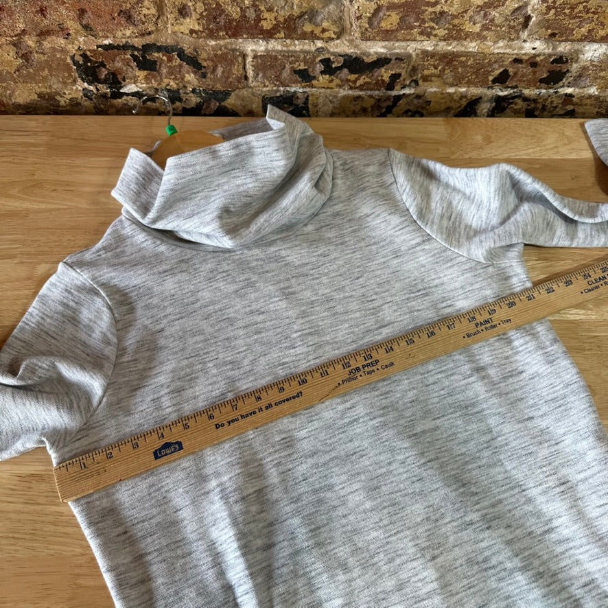 Duluth Sweater Womens Large Gray Sweatshirt Tunic Cowl Funnel Turtle Neck