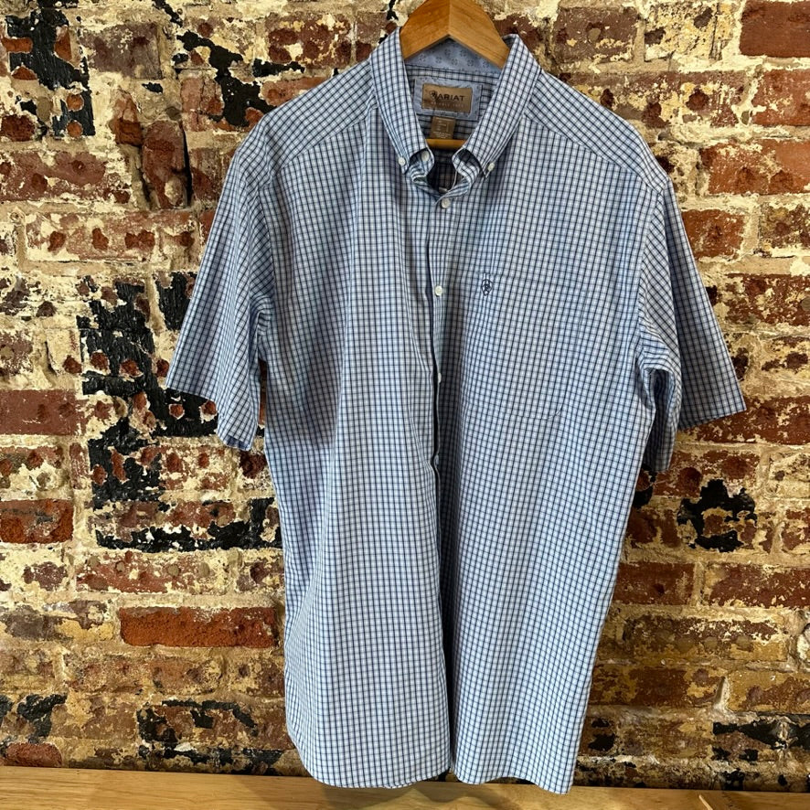 Ariat Men's Large Western Shirt